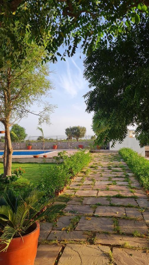 The Rustic Villa, A Stay With Luxuries Amenities And Exotic Nature Jaipur Buitenkant foto