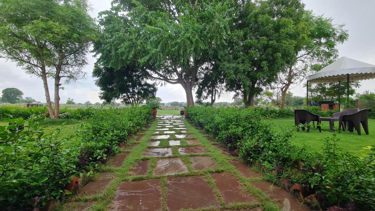 The Rustic Villa, A Stay With Luxuries Amenities And Exotic Nature Jaipur Buitenkant foto