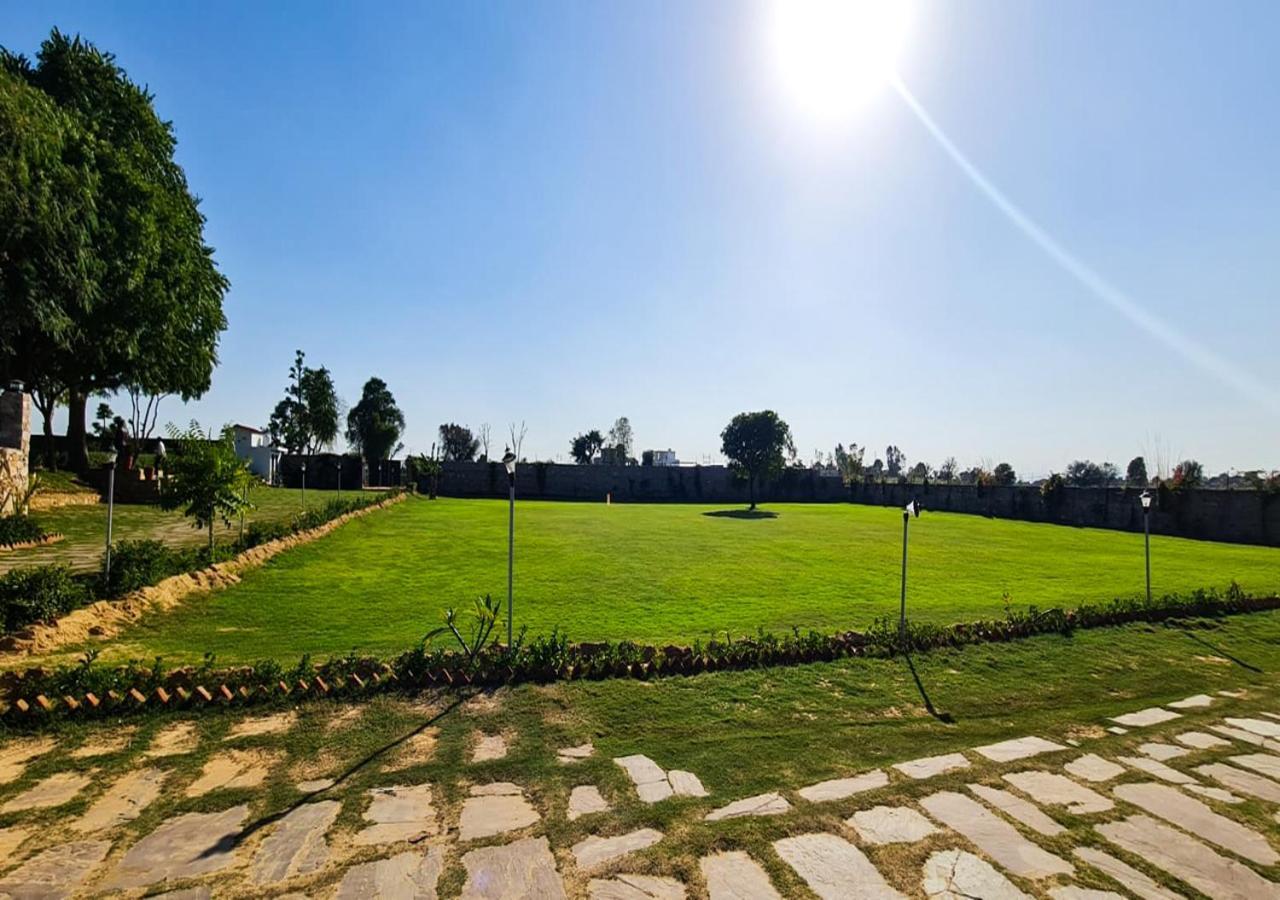 The Rustic Villa, A Stay With Luxuries Amenities And Exotic Nature Jaipur Buitenkant foto